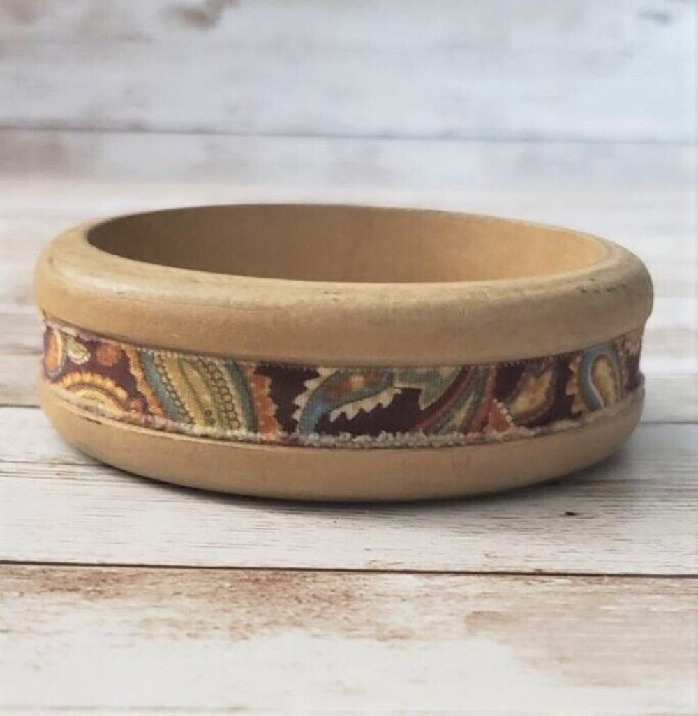 Vintage Bracelet / Bangle Wooden with Inlayed Fabric